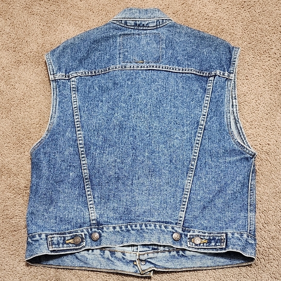 Vintage Men's Levi's Button Denim Blue Jean Vest 90's Era Patches Pins M Medium - Picture 6 of 11